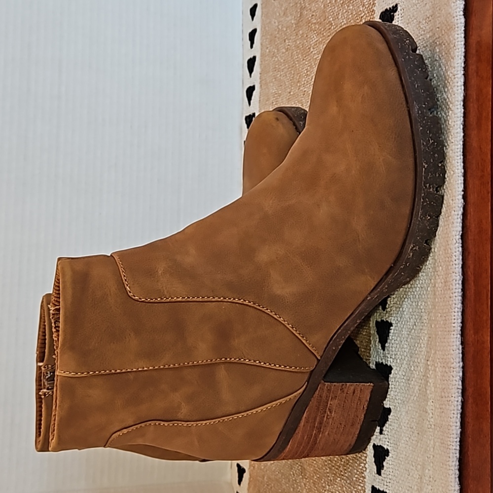 KORKS Esmerelda Boot